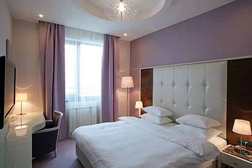 Superior King Room - Hotel Crystal Belgrade - 6