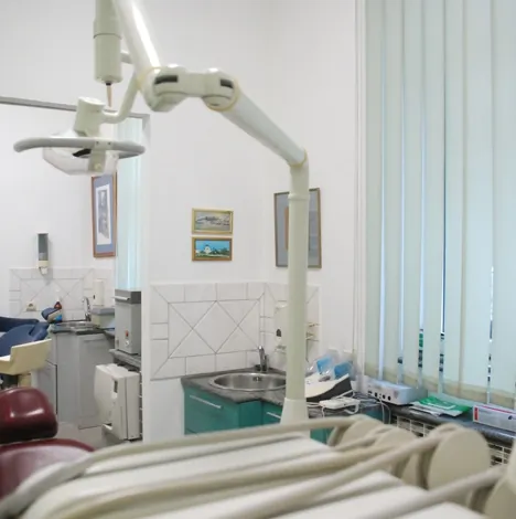 Uklanjanje zubnog kamenca Orthodent - Orthodent dr.Popović - 5