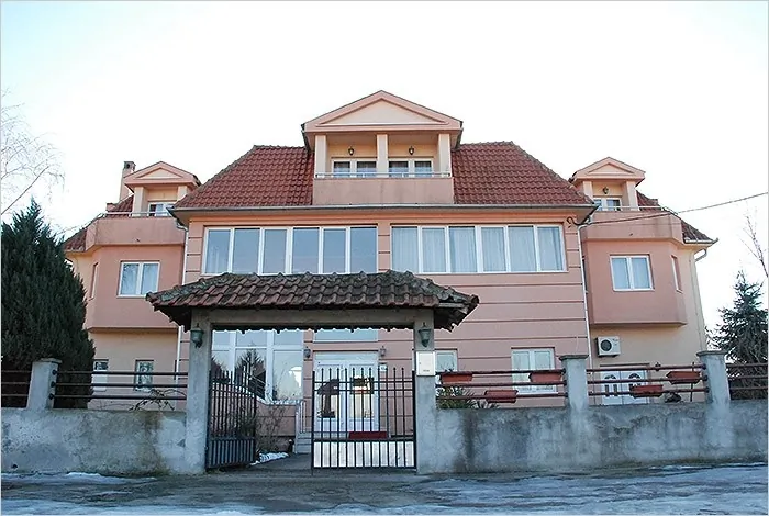 Dom za stare Vila Suzana - DOM ZA STARE VILA SUZANA - 1