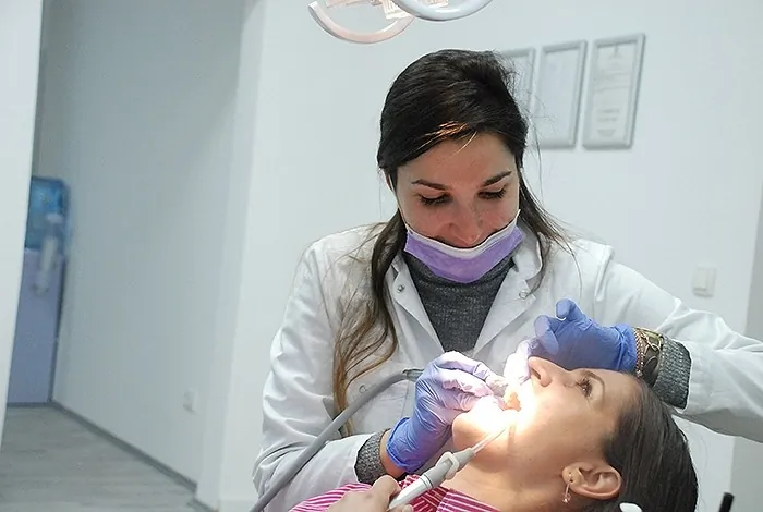 Stomatološka ordinacija Dentina - IMPLANTOLOGIJA DENTINA - 1