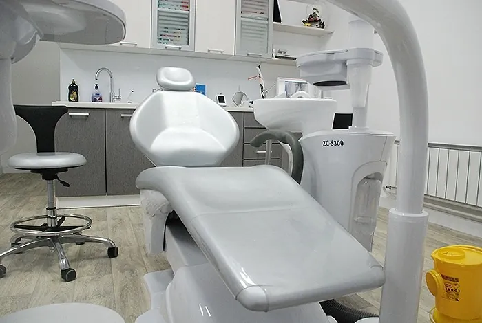 Stomatološka ordinacija Dentina - ORALNA HIRURGIJA DENTINA - 1