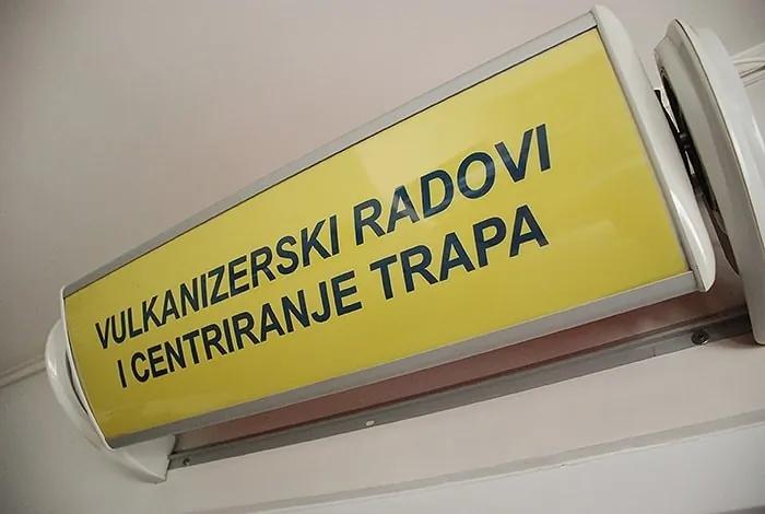 Auto Centar Anđelković - VUKLANIZER I CENTIRANJE TRAPA - 1