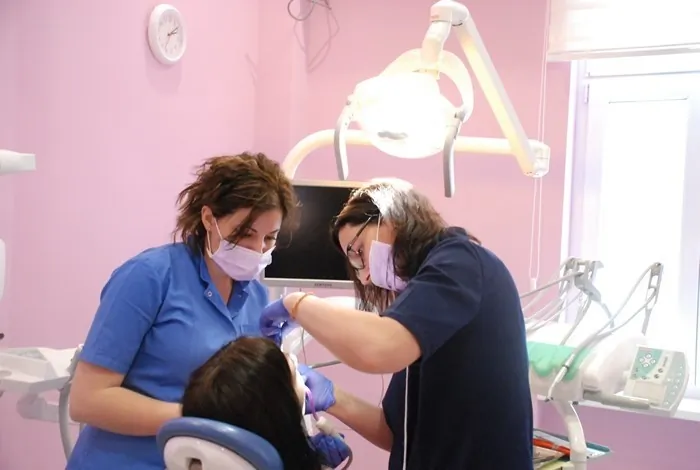 Stomatološka ordinacija Gentle touch Dental centar - 37