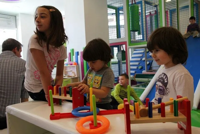 Happy Kids Oprema Za Igraonice - OPREMA DEČIJIH IGRALIŠTA HAPPY KIDS - 1