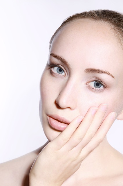 Blog ilustracija: Zašto je dobro higijensko čišćenje lica u kozmetičkom salonu