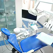 stomatoloska-ordinacija-mr-sci.-dr-mirela-cvjetkovic-oralna-hirurgija