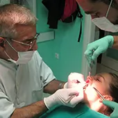 stomatoloska-ordinacija-dr-branko-milanovic-oralna-hirurgija